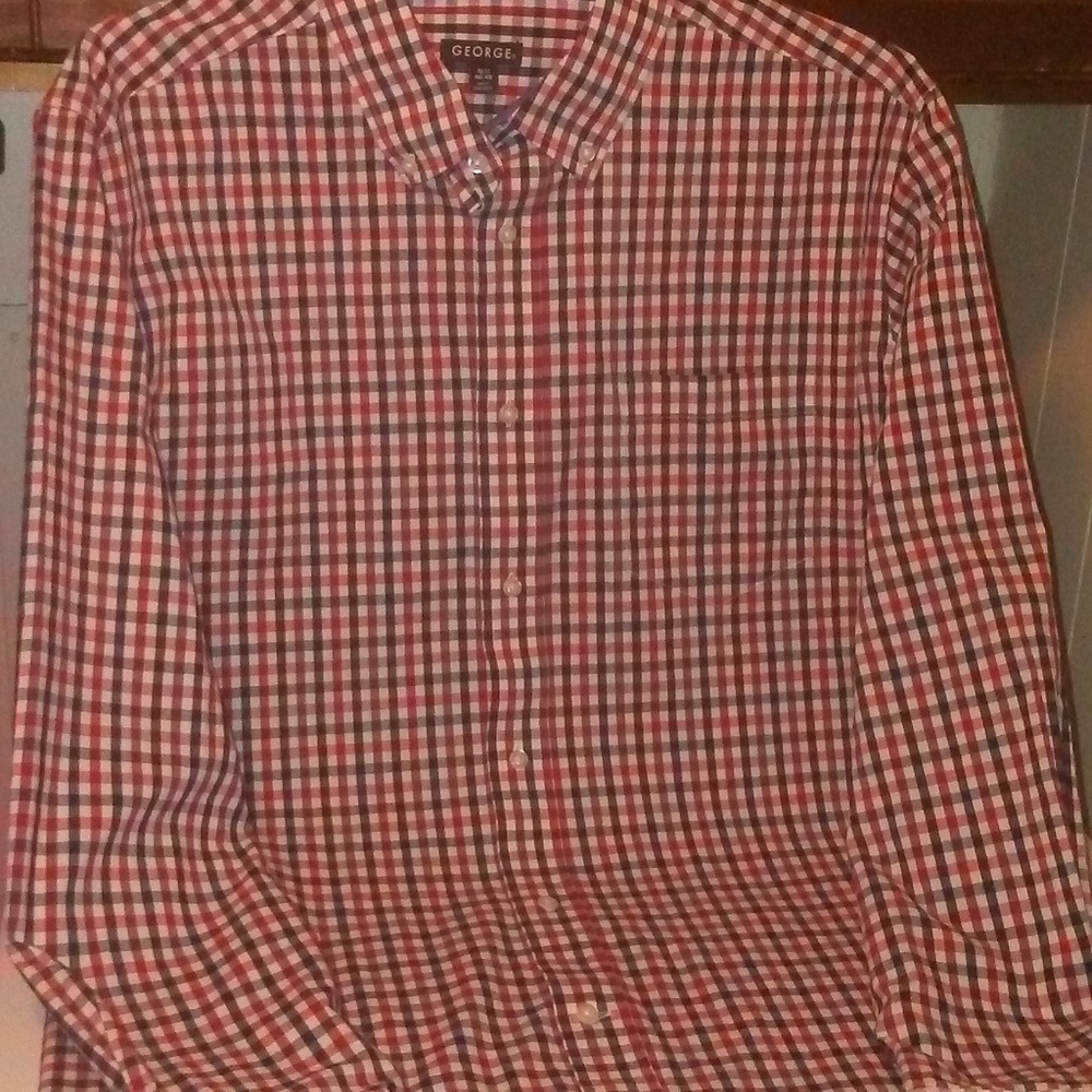 Men's button up dress /casual shirt